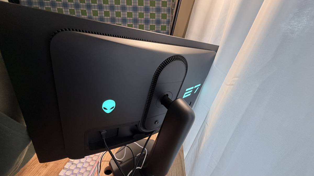 Gaming PC New Build Nvidia RTX 4080 Super 32Gb 2TB 27" OLED 360hz