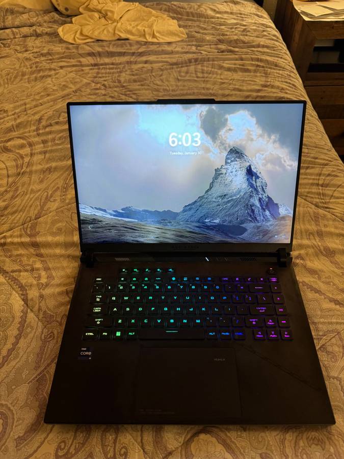 ASUS ROG Strix Scar 16 NVIDIA RTX 4080 4TB SSD 32GB DDR5 RAM